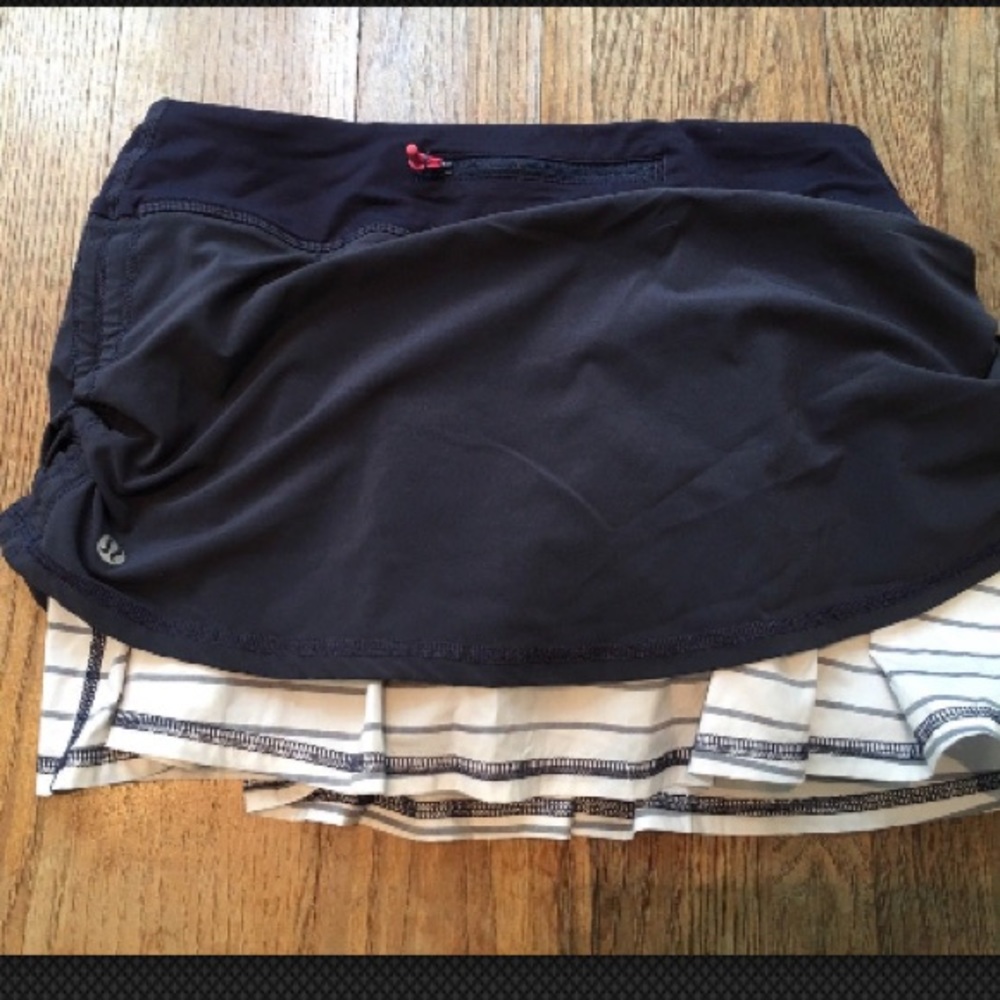 Lulu quiet stripe skirt blue white Sz 4